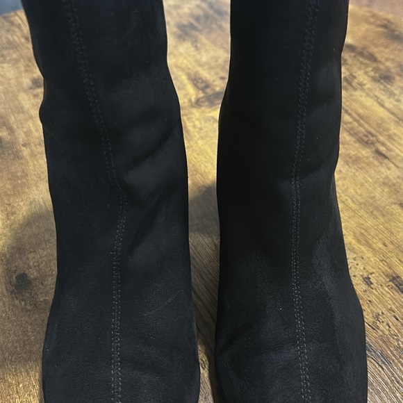 Women’s Boots - Picture 7 of 11